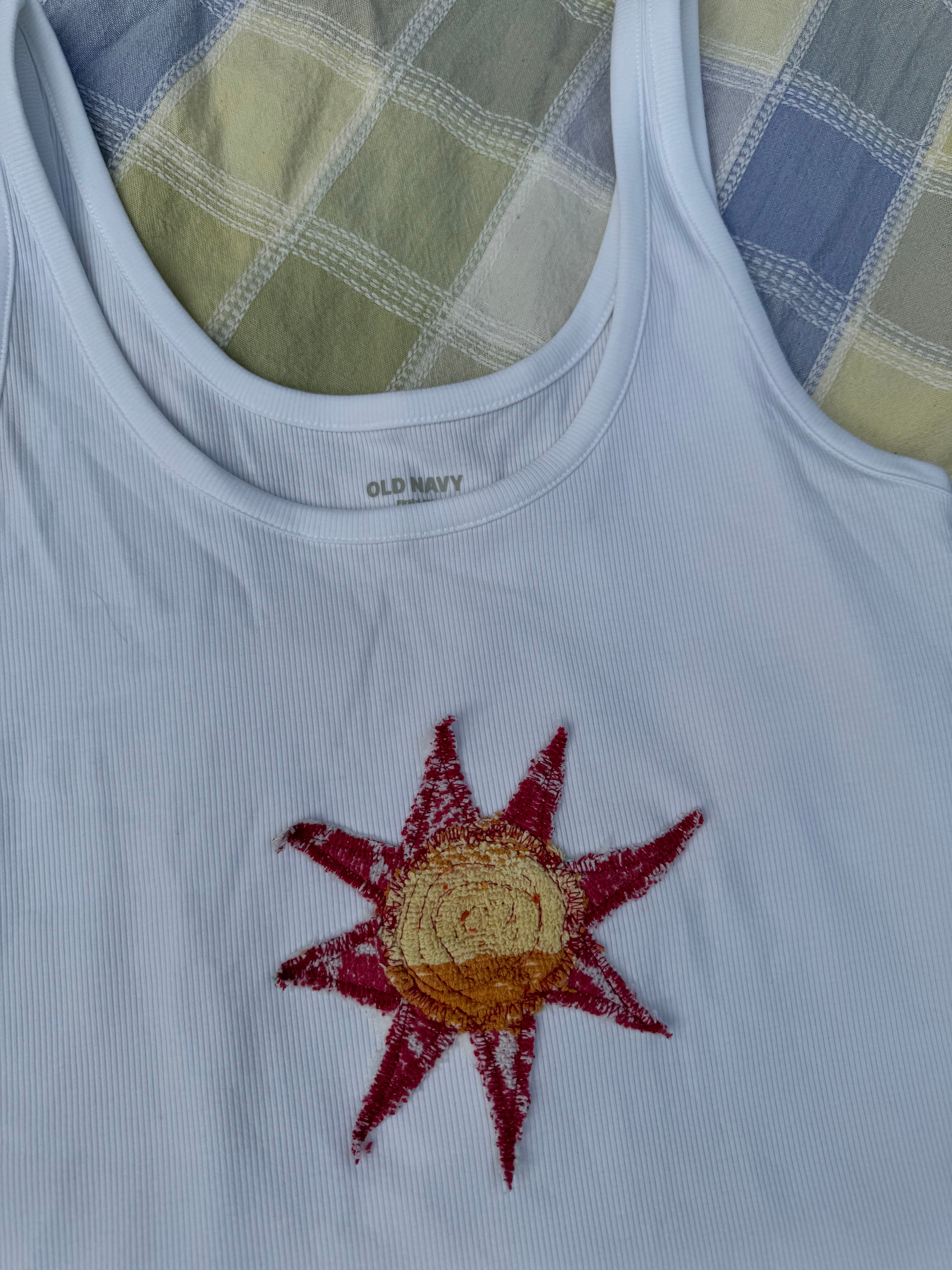 Sun Appliqué Tank - L