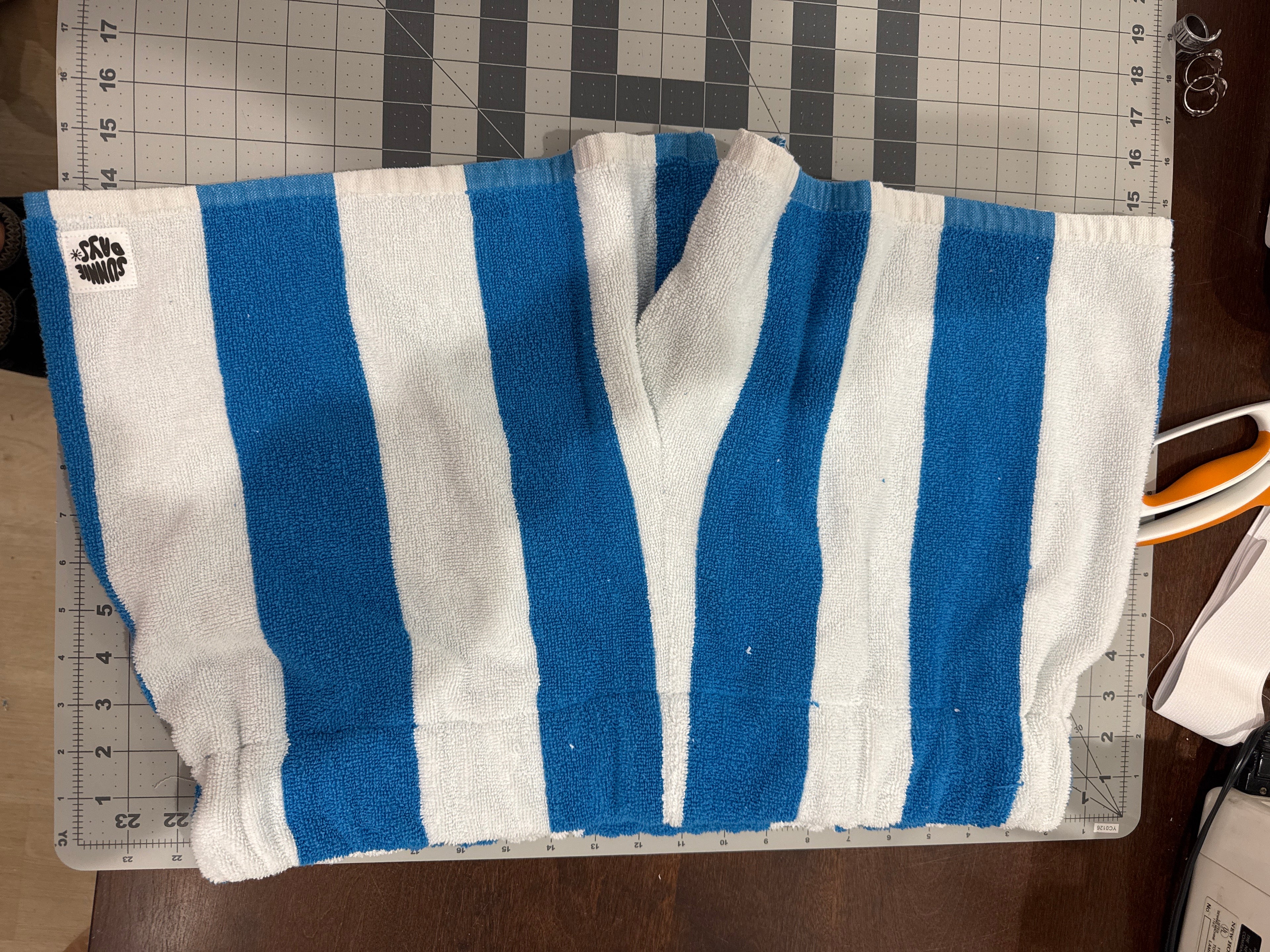 XL Blue striped towel shorts