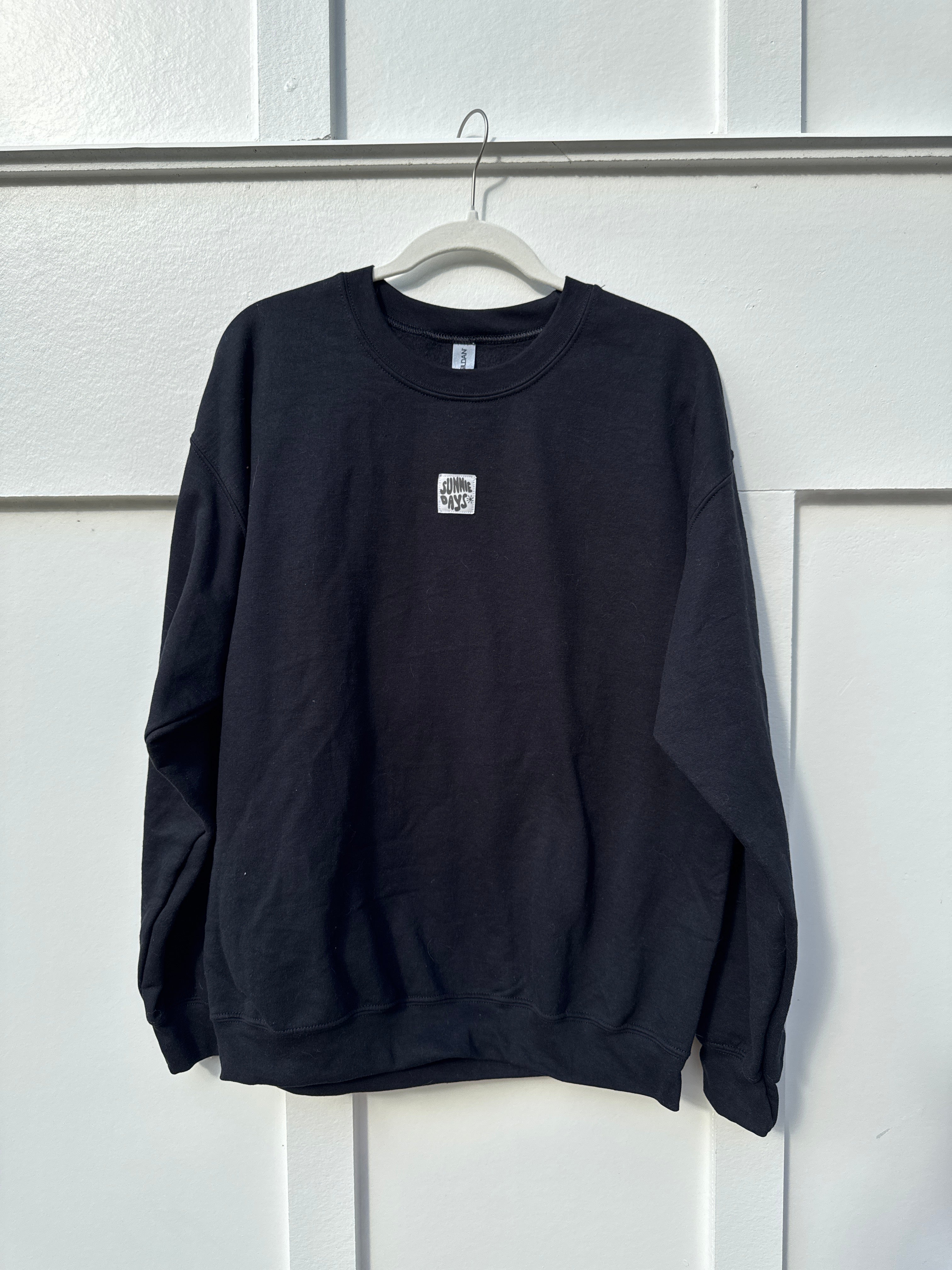 Beachy theme crewneck