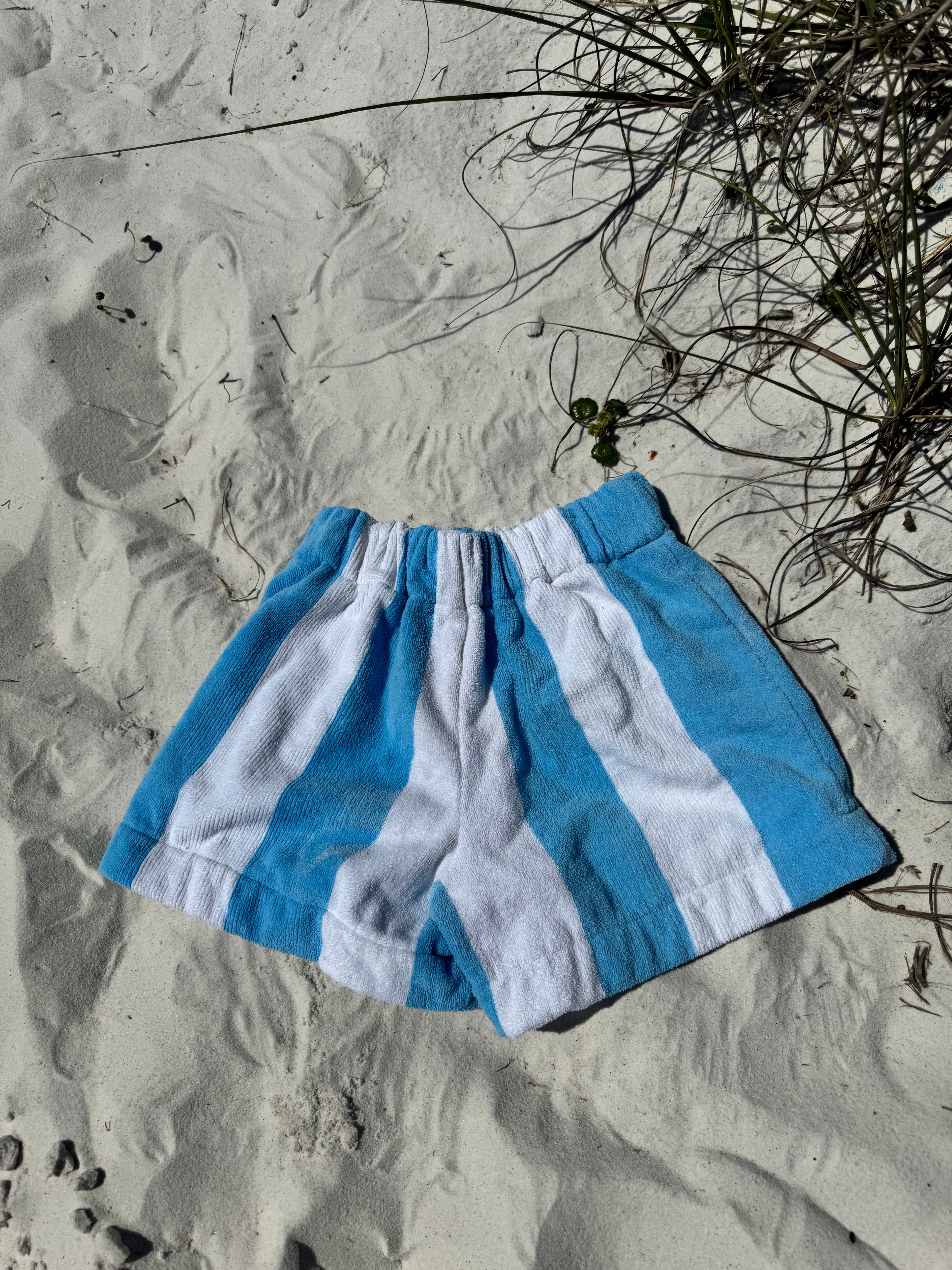 Light blue striped shorts (long)