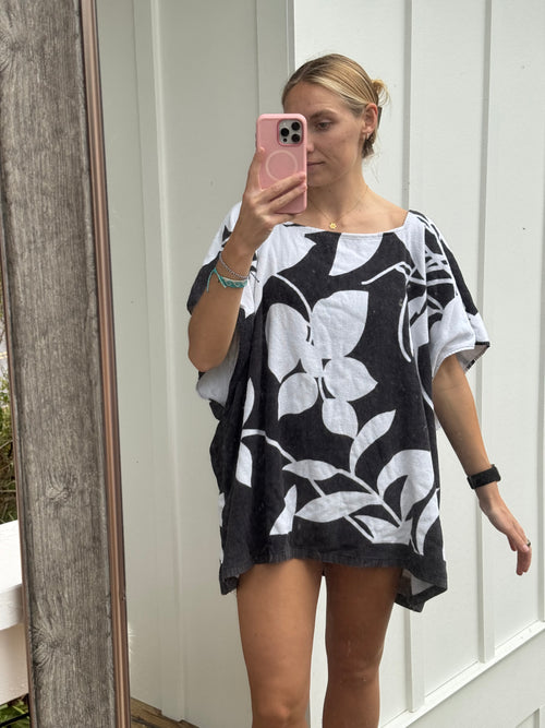 Black and White Floral Towel Dress