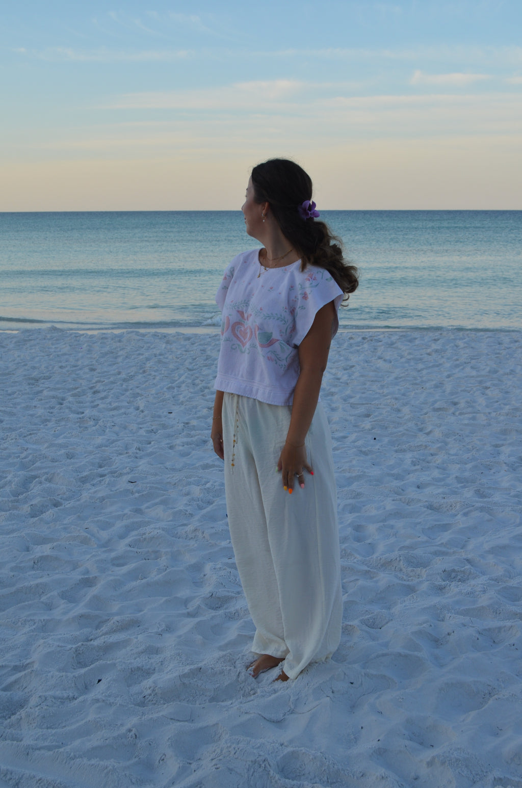 Vintage Top Featuring Birds