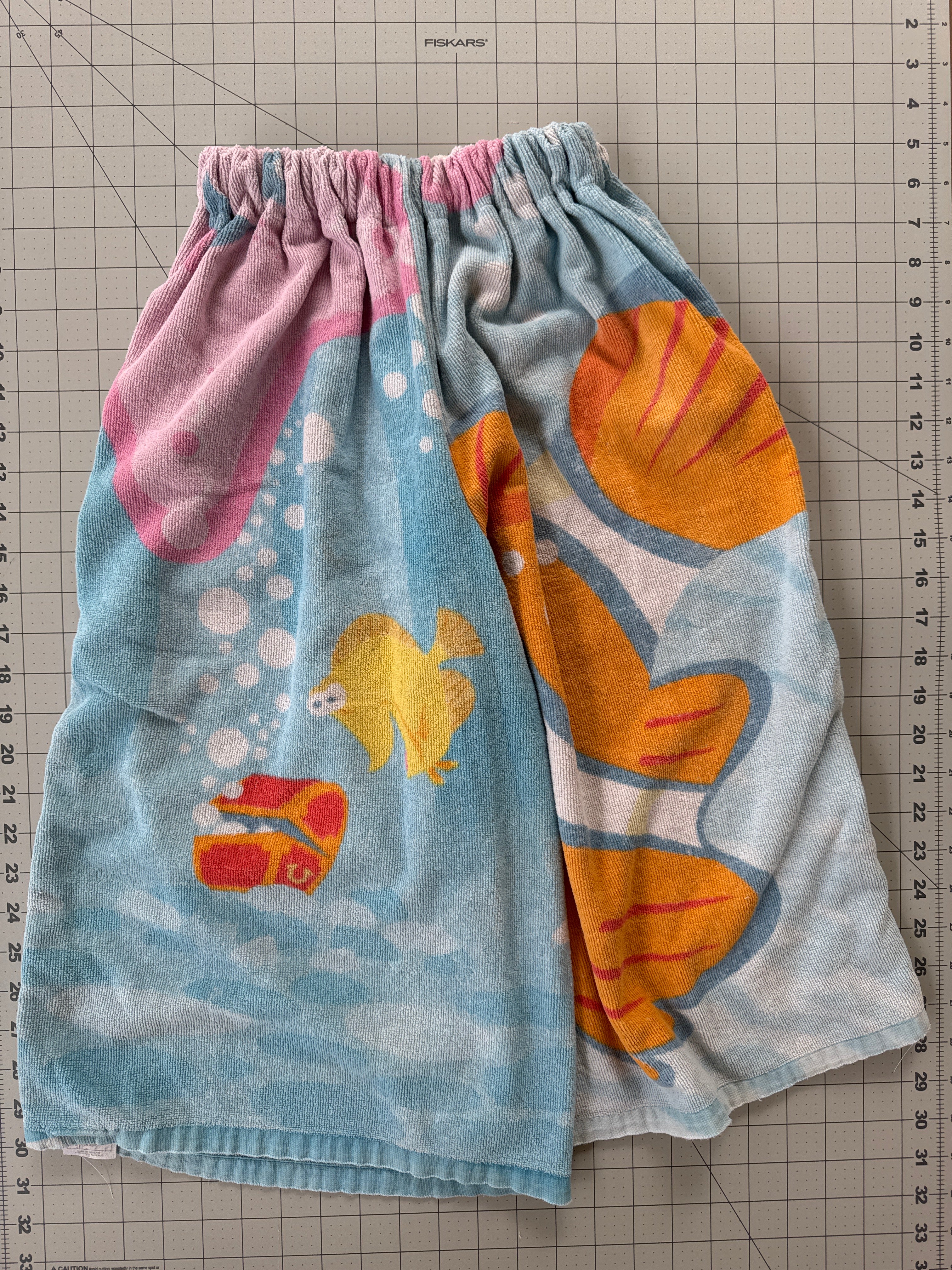 Mini thrifted Nemo towel pants