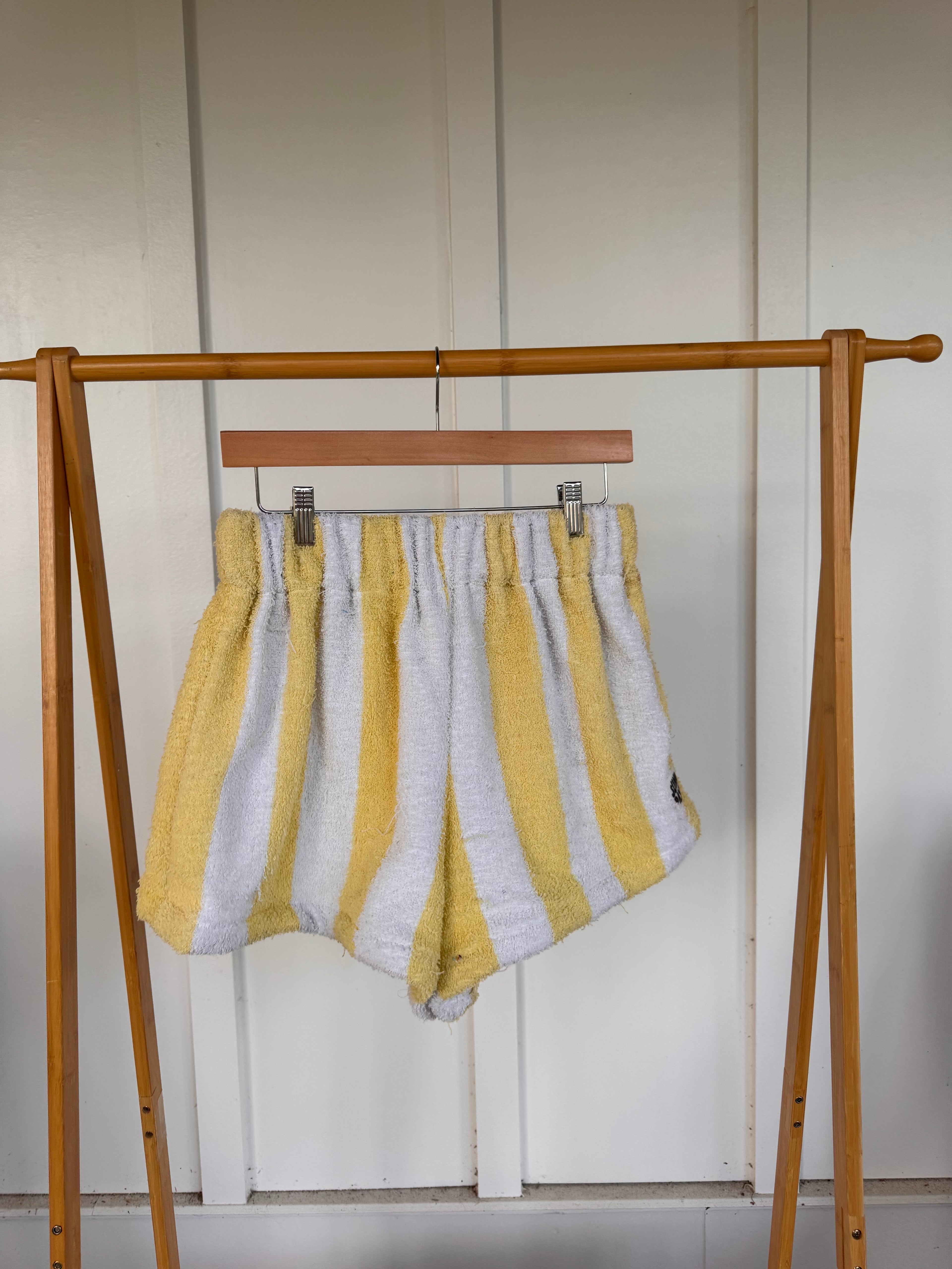 M - Cozy Yellow Striped Towel Shorts
